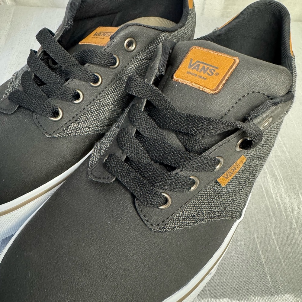 Vans Black and Gray Low-Top Sneakers with White Sole - Picture 7 of 11